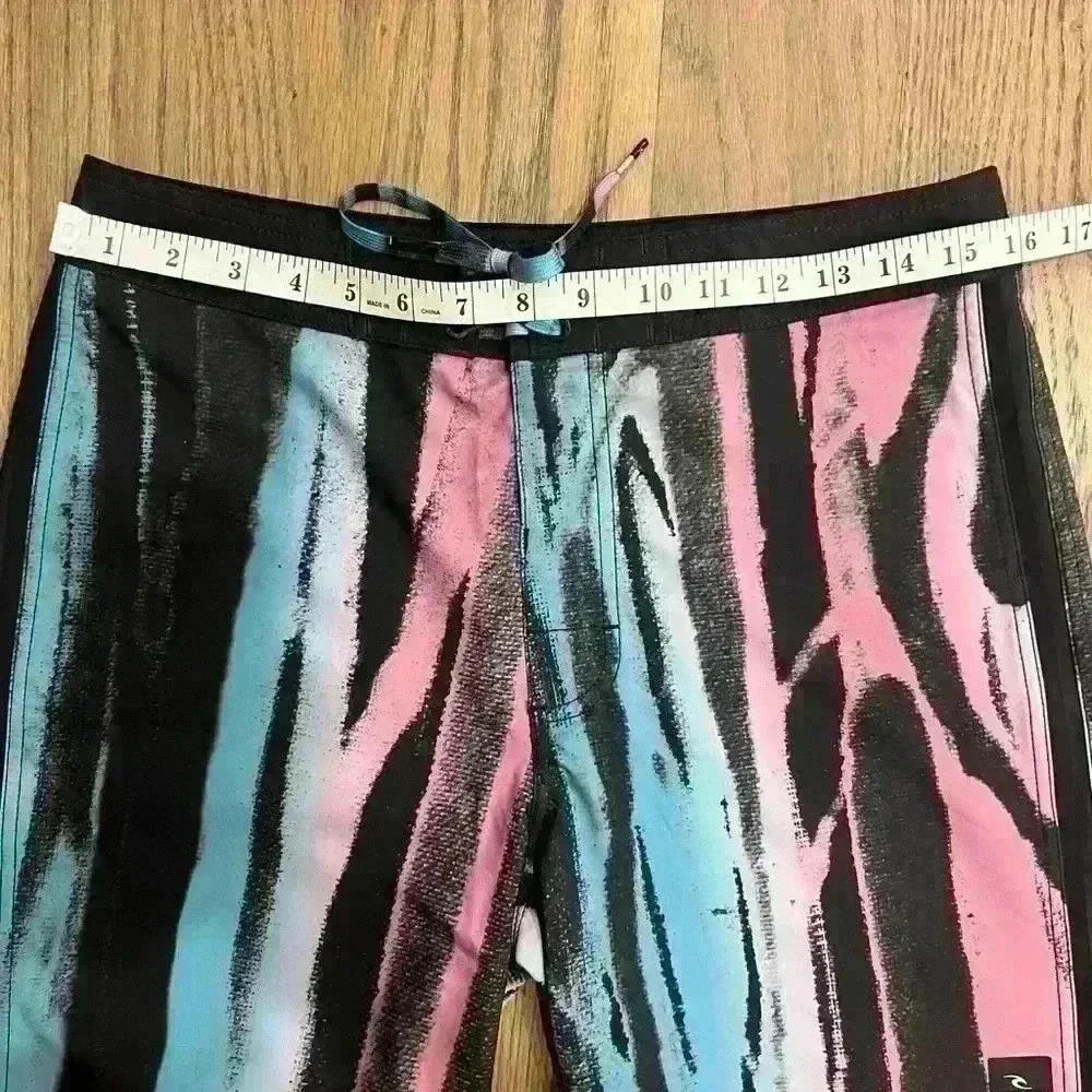Rip Curl Men’s Mirage Resin Board Shorts In Washed Aqua Size 30 - Picture 14 of 15